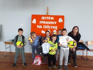 Międzyszkolny Turniej Sportowy ,,Jestem sprawny na szóstkę".